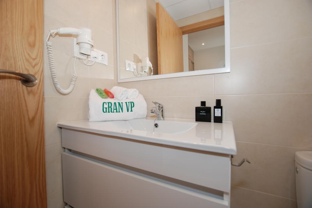 Apartments Gran Vp カンブリルス エクステリア 写真